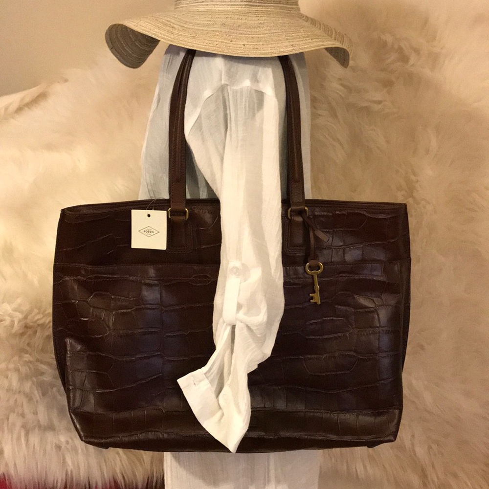 Fossil tote bag